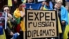 Protestatarii din Sydney, Australia, cer expulzarea diplomaților ruși, octombrie 2022.