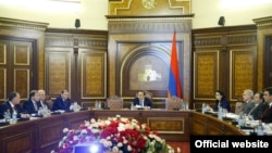 Հայաստանի կառավարության նիստ, արխիվ