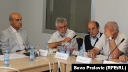 Sastank predstavnika Igmanske inicijative u Podgorici, foto: Savo Prelević