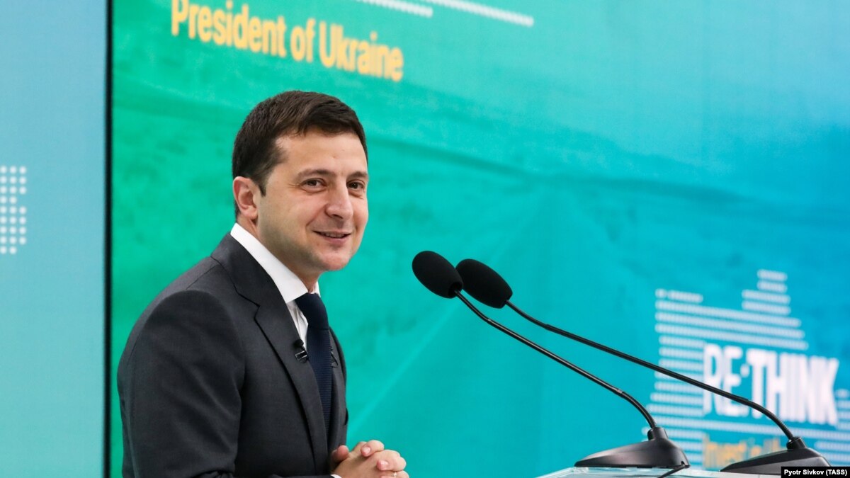 oi5.ru: Три шага к миру на Донбассе от Зеленского: что об этом думают жители оккупированного Донецка Три шага к миру на Донбассе от Зеленского: что об этом думают жители оккупированного Донецка