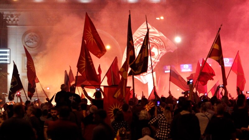 Gjendje e qetë në Shkup pas protestave të dhunshme