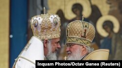 Patriarhii Daniel și Kiril în Catedrala patriarhală de la București, 27 octombrie 2017