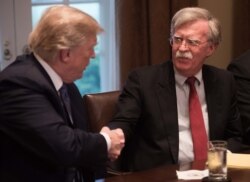 John Bolton cu Donald Trump