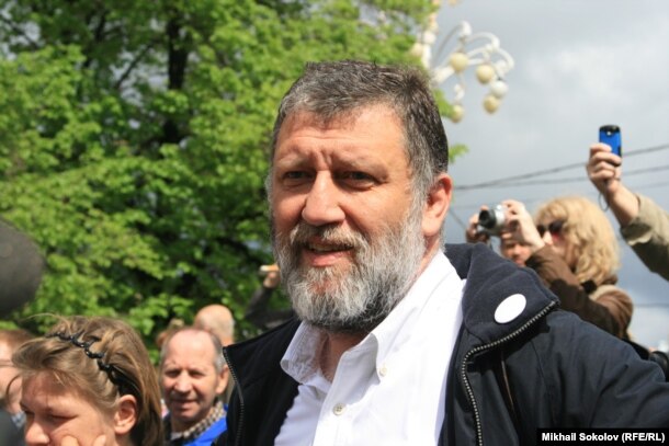 Russian journalist and literary activist Sergei Parkhomenko (file photo)