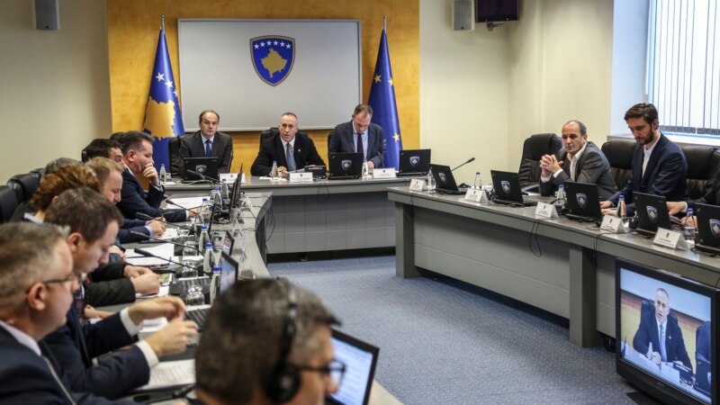 A e shkeli Kosova CEFTA-n me taksën ndaj mallrave të Serbisë dhe Bosnjës? 