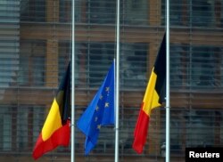 Zastave na pola koplja u Briselu