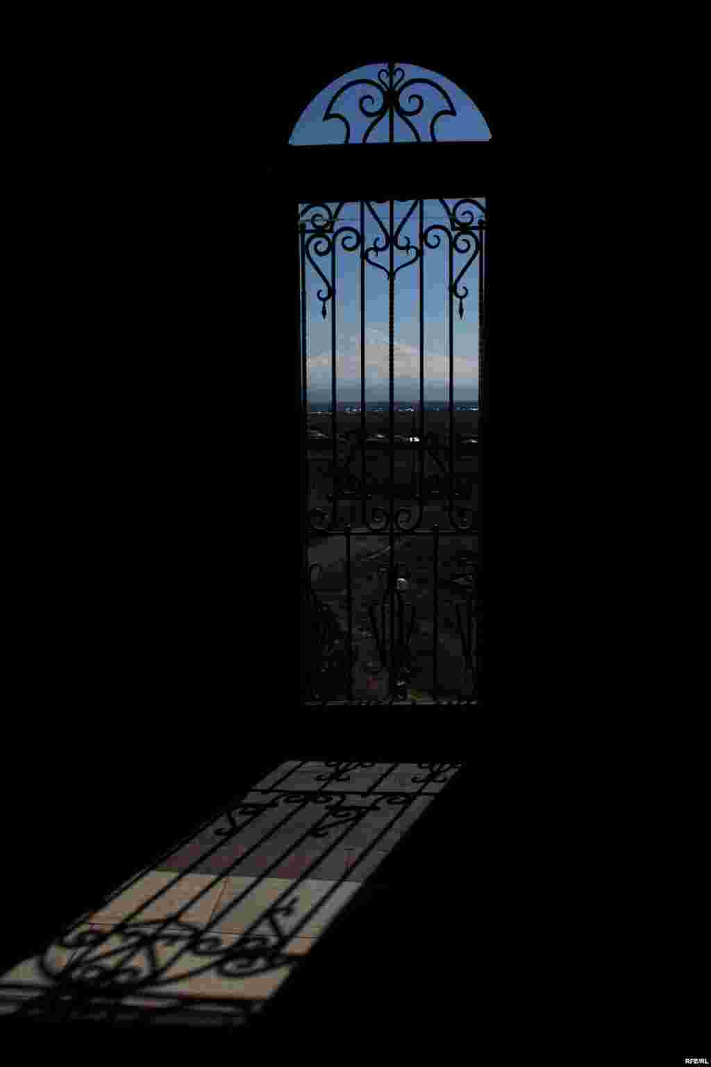 Մասիսին նայող պատուհան, Ազգագրության թանգարան