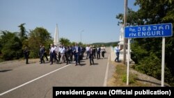 Владимир Зеленский на Ингурском мосту, июль 2021 года