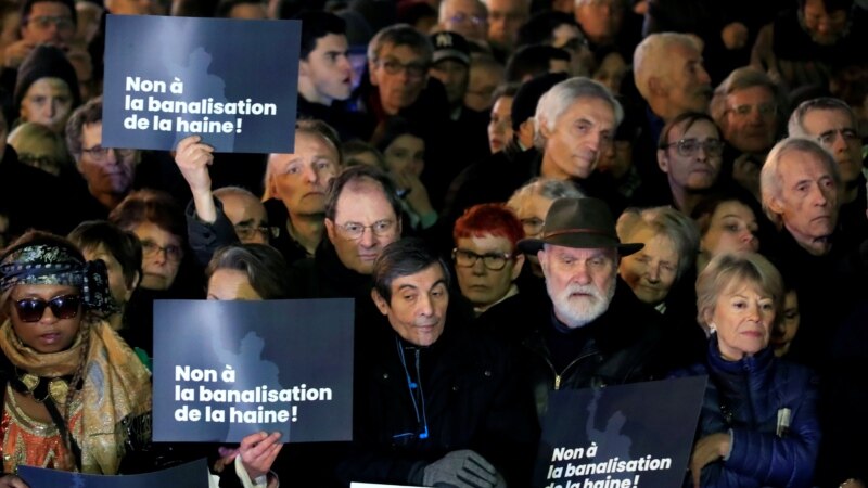 Францияда 20 миңдей киши антисемитизмге каршы акцияга чыкты