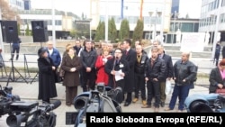 Протестен марш на лекарите специјалисти од Клинички центри од Македонија пред Владата на Република Македонија.