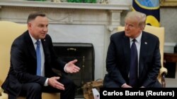 Donald Trump și Andrzej Duda în Biroul Oval al Casei Albe