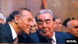 Heydər Əliyev və Leonid Brezhnev - 1982