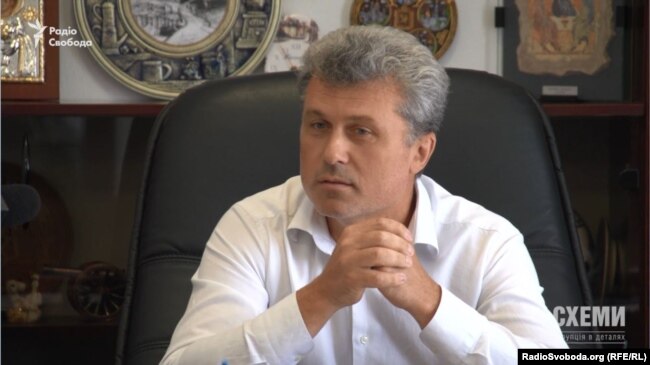 Голова селищної ради Козина Валерій Гартік