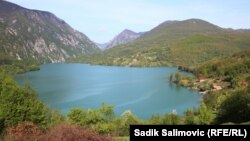  Ekspertni tim Crne Gore i Republike Srpske će u narednih mjesec dana pregledati projektnu dokumentaciju, strukturu i planirani režim rada hidroelektrane Buk Bijela
