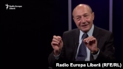 Traian Băsescu în studioul Europei Libere de la Chișinău