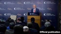 Президент Армении Серж Саргсян принял участие в организованных фондом «Карнеги» обсуждениях в формате «без ссылок», Вашингтон, 1 октября 2015 г.