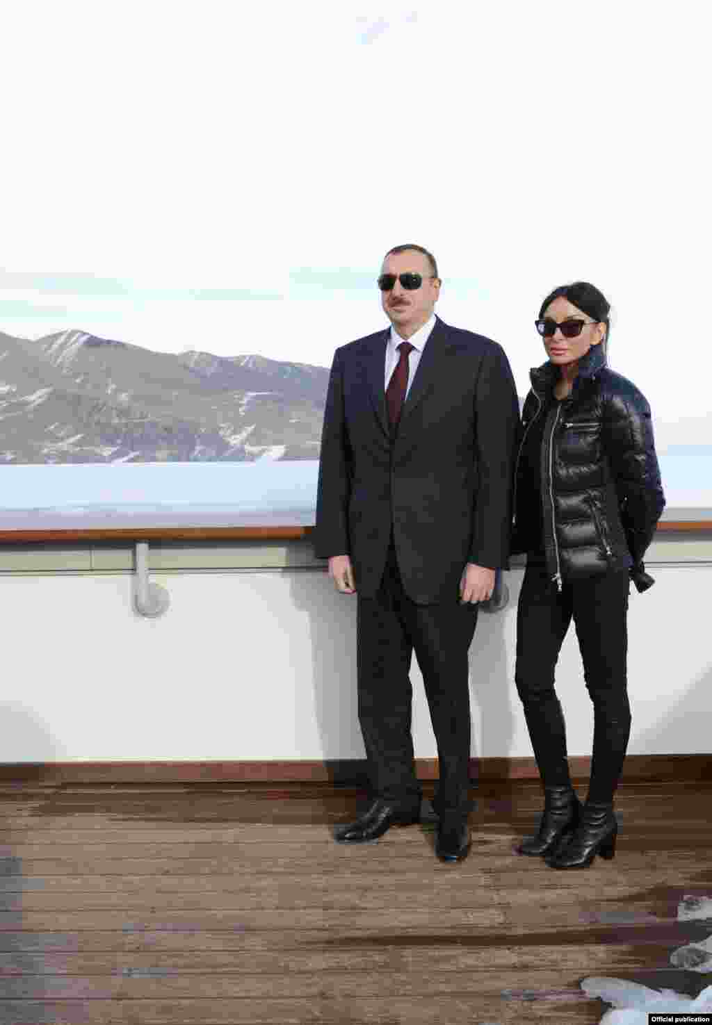 İlham Əliyev və Mehriban Əliyeva Şahdağ qış-yay turizm kompleksində