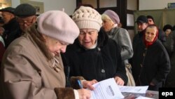 Під час сепаратистських «виборів», Донецьк, 2 листопада 2014 року