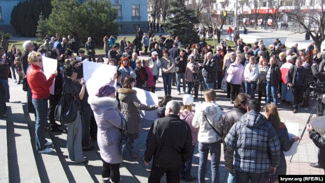 Захоплення Криму. Як це було. 3.03.2014 (фотогалерея)