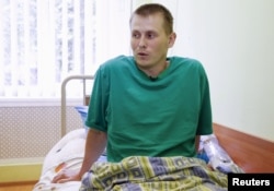 Затриманий на Донбасі військовослужбовець ГРУ Олександр Александров у Київському госпіталі. Травень 2015 року
