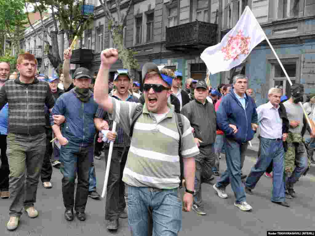 Georgia -- Opposition leader Nino Burjanadze, Opposition rally in Tbilisi, 25May2011