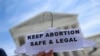На мітынгу каля Вярхоўнага суду ЗША ў Вашынгтоне з патрабаваньнем захаваць «бясьпечныя і легальныя» аборты