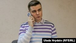 Юры Вашчанчук, назіральнік, які зьняў на відэа спробу ўкіду бюлетэняў на ўчастку № 37 Берасьцейскай-Усходняй акругі № 3 у Берасьці