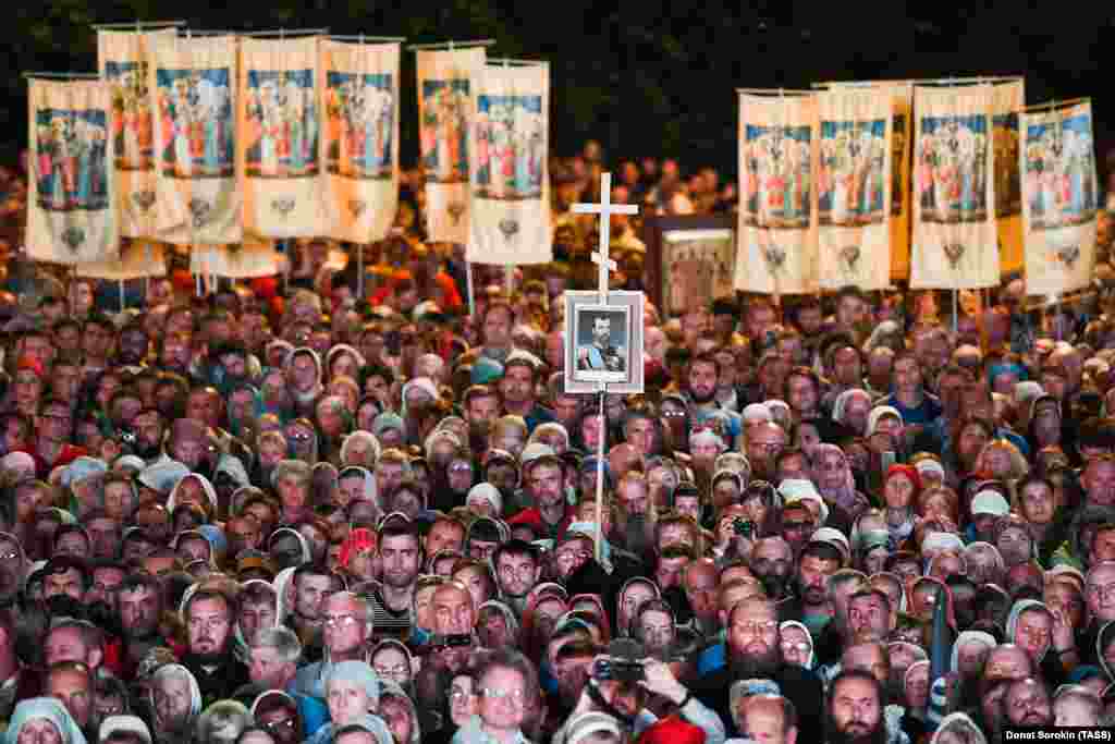 The march had a deeply religious tone. The tsar and his family were canonized by the Russian Orthodox Church in 2000.&nbsp;