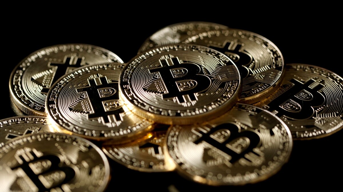 cât de mare este piața bitcoin)