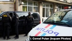 Polițiștii au tras focuri de armă pentru a aplana conflictul dintr-un cartier din Săcele.