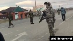 Место взрыва в Грозном сразу оцепили