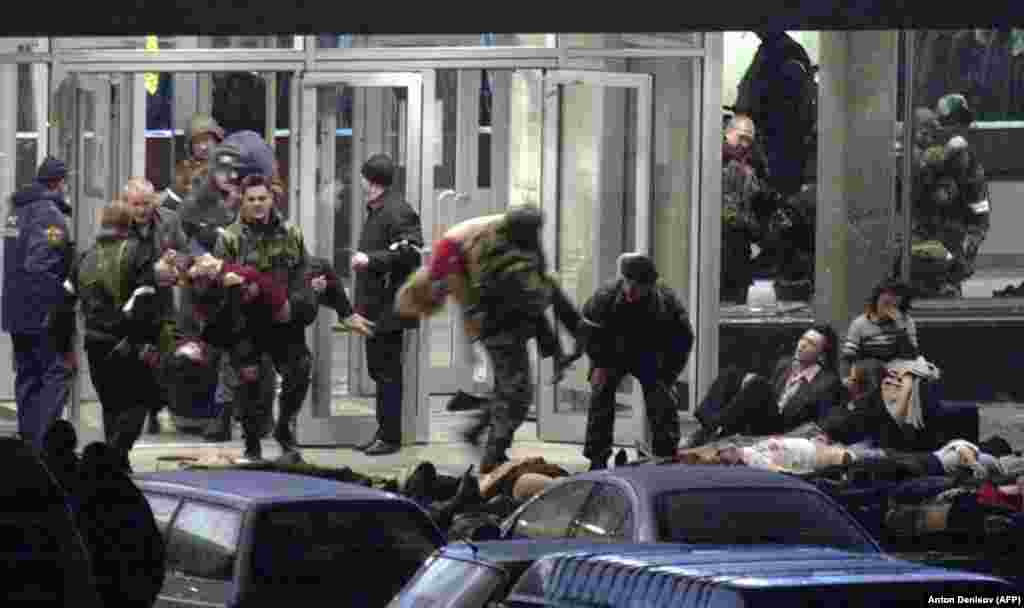 In October 2002, Islamist militants burst into a Moscow theater and took nearly 1,000 audience members, actors, and others hostage, demanding the withdrawal of federal troops from Chechnya. Authorities said all the attackers were killed when security forces stormed the theater three days later, but 130 hostages also died, many from the effects of a potent gas pumped into the building before what critics said was a badly botched rescue operation.