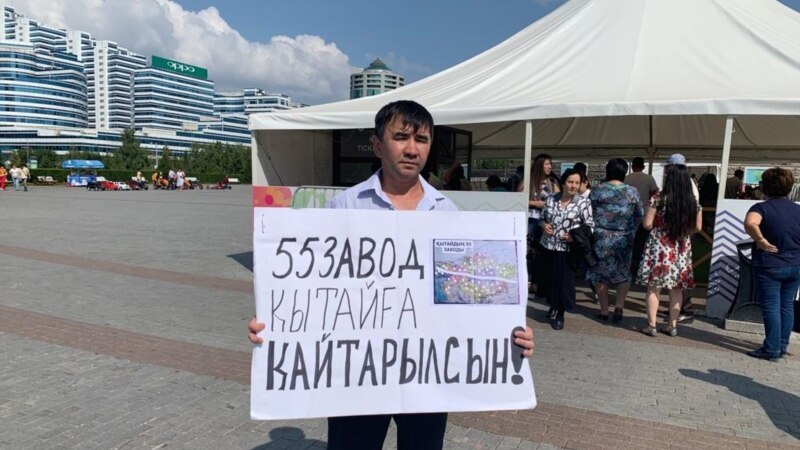 Активисту Аскару Кайырбеку тюремный срок увеличили на восемь месяцев