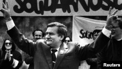 Lech Walesa in 1989