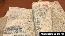 Scrisori scrise pe bucăți de cearceaf de deținuți politici din Penitenciarul Oradea- anii 1956