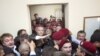 Тимошенко вигнали з суду, а депутатів побив «Беркут»