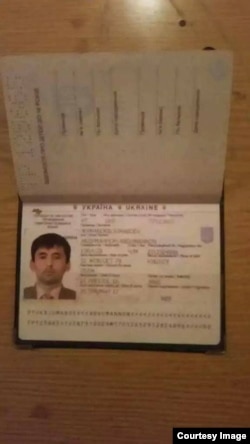 А.Жумабоевнинг Украина паспорти