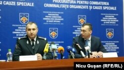 Lilian Levandovschi, directorul Centrului pentru combaterea traficului de persoane (stânga) și Vladimir Moșneaga, procuror, șef al biroului Antitrafic și de investigare a crimelor cibernetice