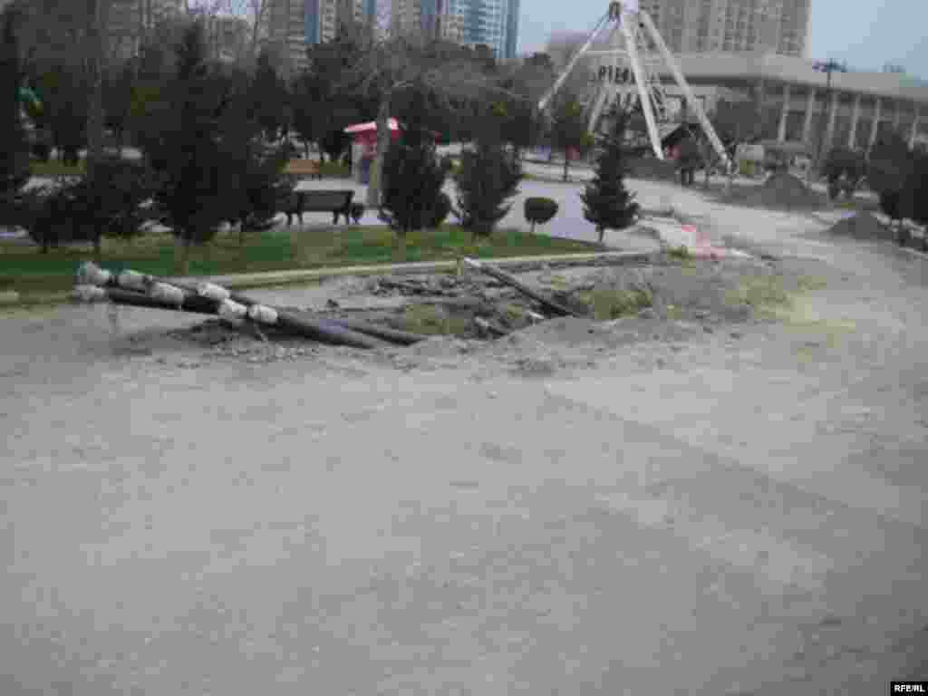 Bakı bulvarı, 100 yaşın mübarək! #13