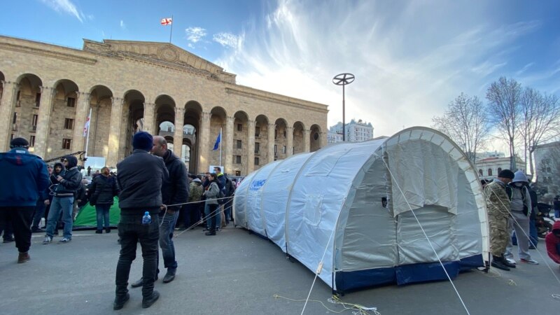 В ОБСЕ призывают парламент Грузии не принимать «палаточный закон»