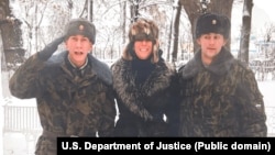 Гислейн Максвелл, подруга и подельница Джеффри Эпштейна, в России