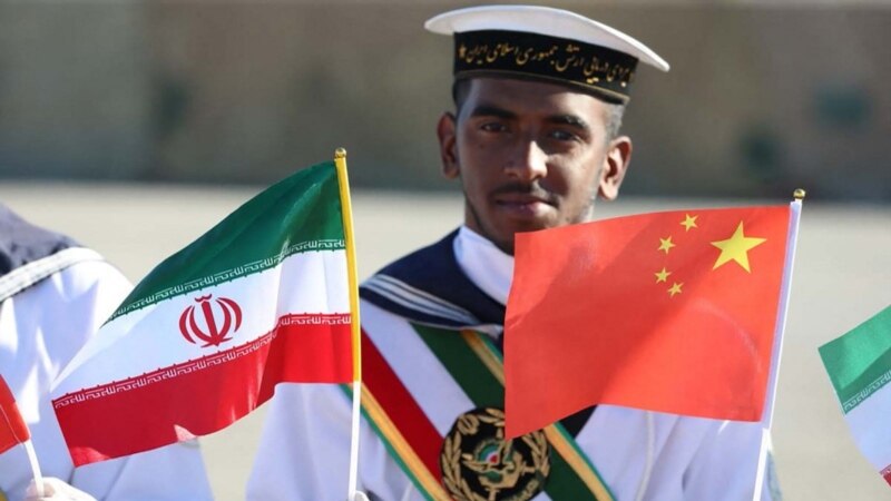 Iranul și China semnează un controversat acord bilateral pe 25 de ani
