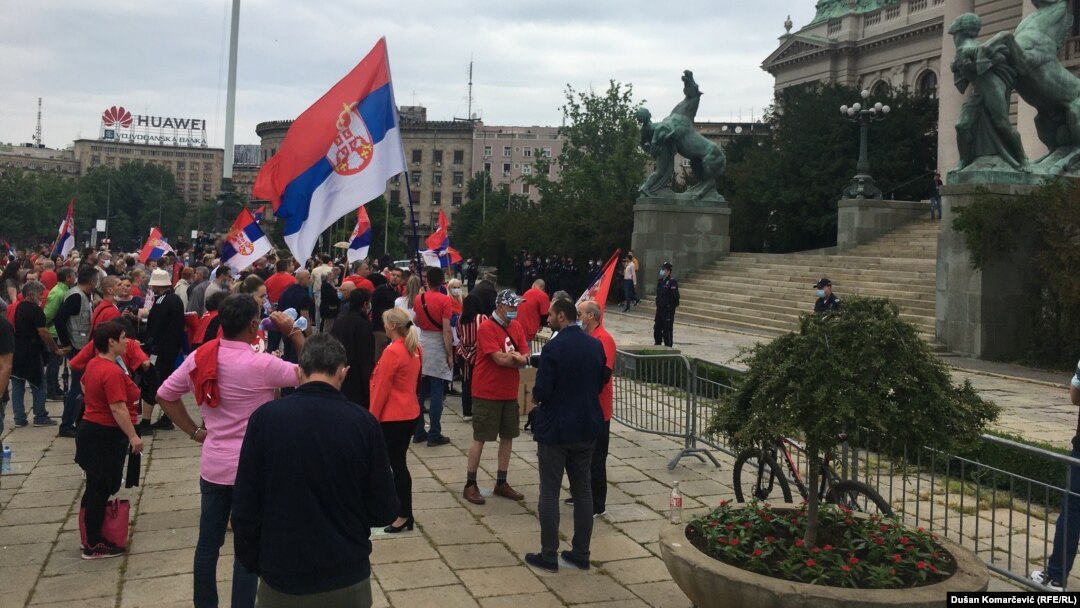Protest ispred Skupštine Srbije, 17. maj 2020