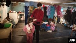 Дзеці сярод самых неабароненых у зоне баявых дзеяньняў. Данецк, 16 лістапада.