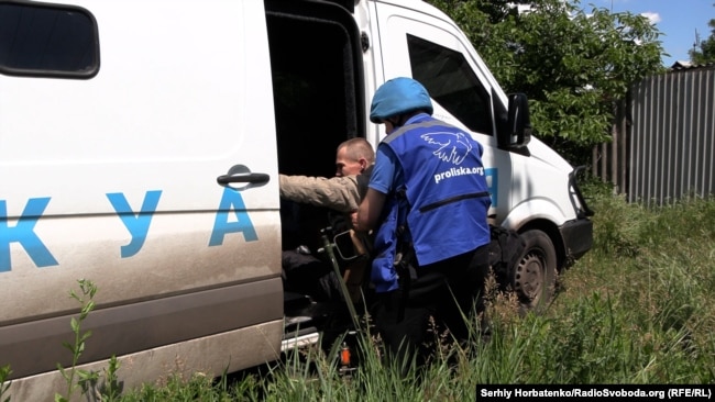 Під час евакуації з селища Кіндратівка біля Костянтинівки, 2 червня 2026 року