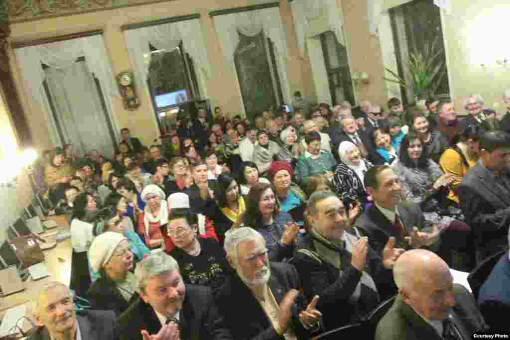 Разил Вәлиевнең иҗатташ дуслары һәм тамашачылар