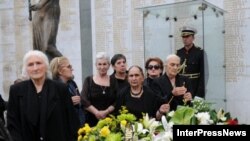 გმირთა მემორიალი