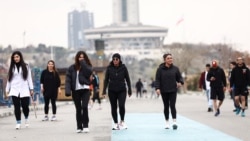 پارک پردیسان در تهران در بحبوحهٔ جنگ، ۵ فروردین