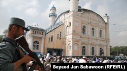 په افغانستان کې د امريکا سفير راين کراکر هم په يوه وينا کې افغانو ته د اختر مبارکي ويله