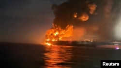 Тнакерът "Кайрос" беше ударен в Черно море близо до Босфора на 28 ноември 2025 г. Снимка: Турската генерална дирекция по морски въпроси/разпространена чрез Ройтерс